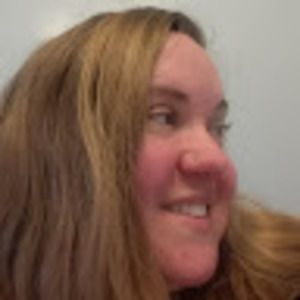 Meet your Posher, Carli